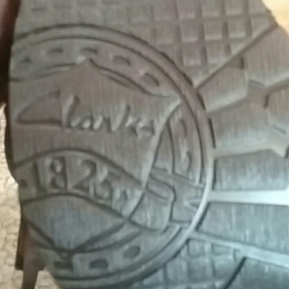 Clarks ankle booties - Picture 6 of 8